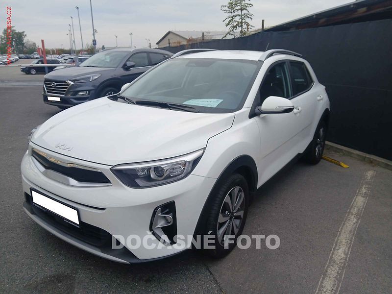 Kia Stonic (2022) 1.0TGDI, 1.maj,ČR, servis - fotka 1 z 3