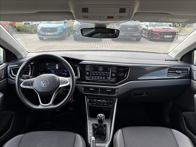 Volkswagen Taigo 1,0 TSI 81kW Life - fotka 16 z 46
