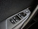 BMW Řada 5 (2018) Luxury Line 520d xDrive, 4X4 - náhled 23