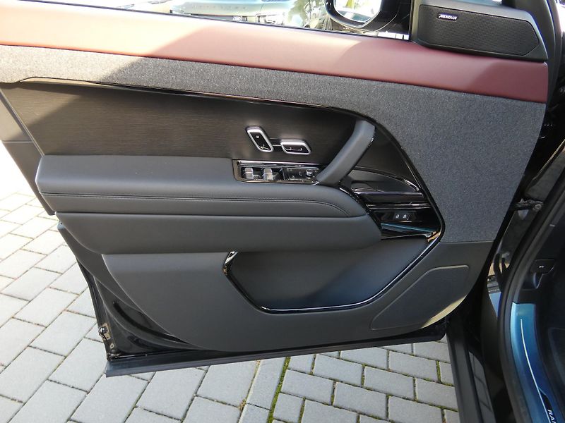 Land Rover Range Rover Sport (2026) Dynamic SE  P380     - fotka 13 z 52