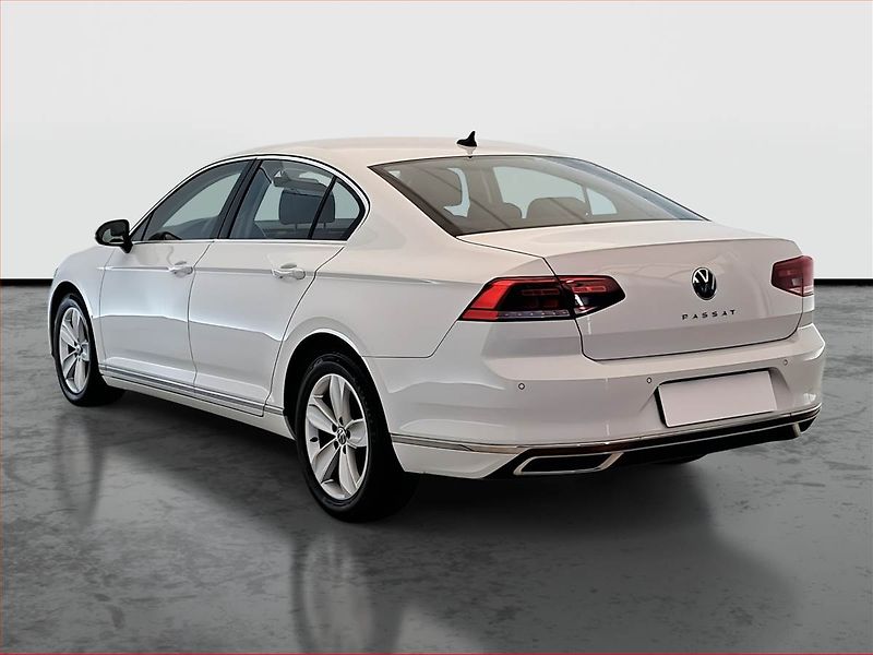 Volkswagen Passat (2020) 1.5 TSI - fotka 4 z 28