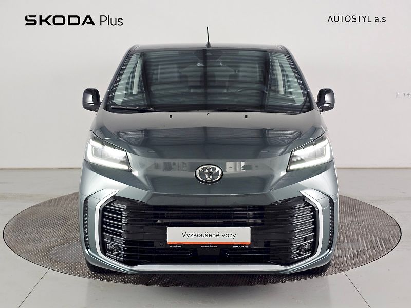 Toyota ProAce Verso (2025) 2.0D 130kW 8AT VIP SKYVIEW 7S - fotka 4 z 29