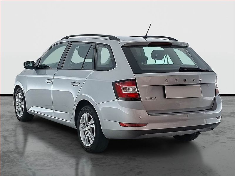 Škoda Fabia (2022) Ambition 1.0 TSI, Serv.kniha - fotka 4 z 15