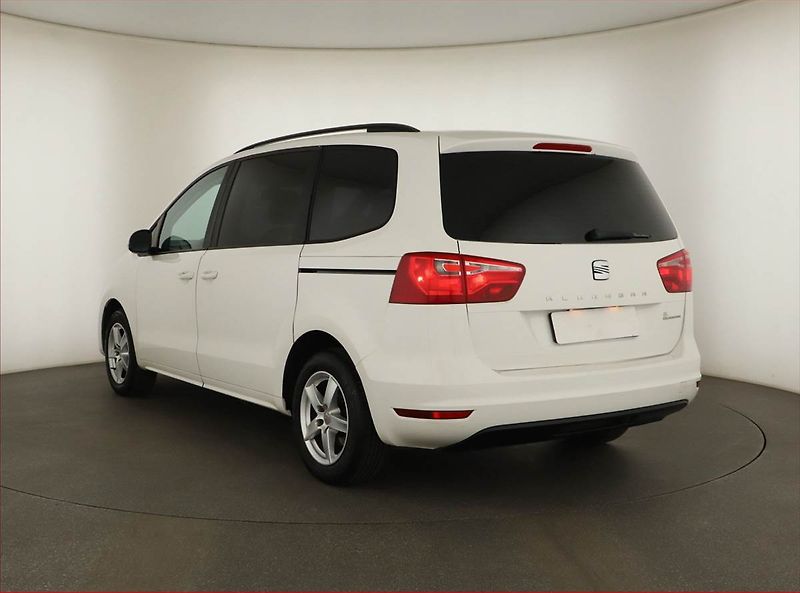 Seat Alhambra (2013) 2.0 TDI, 7 míst, Tempomat - fotka 4 z 14
