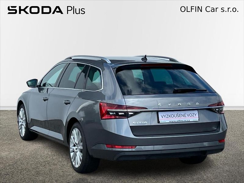 Škoda Superb 2,0 TDi 110kW 7DSG STYLE PLUS - fotka 8 z 28
