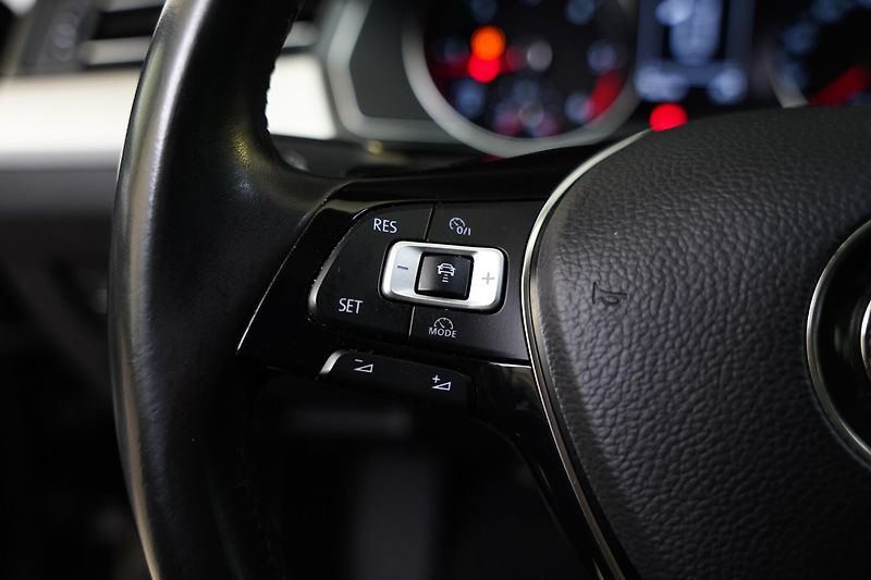 Volkswagen Passat - fotka 16 z 27