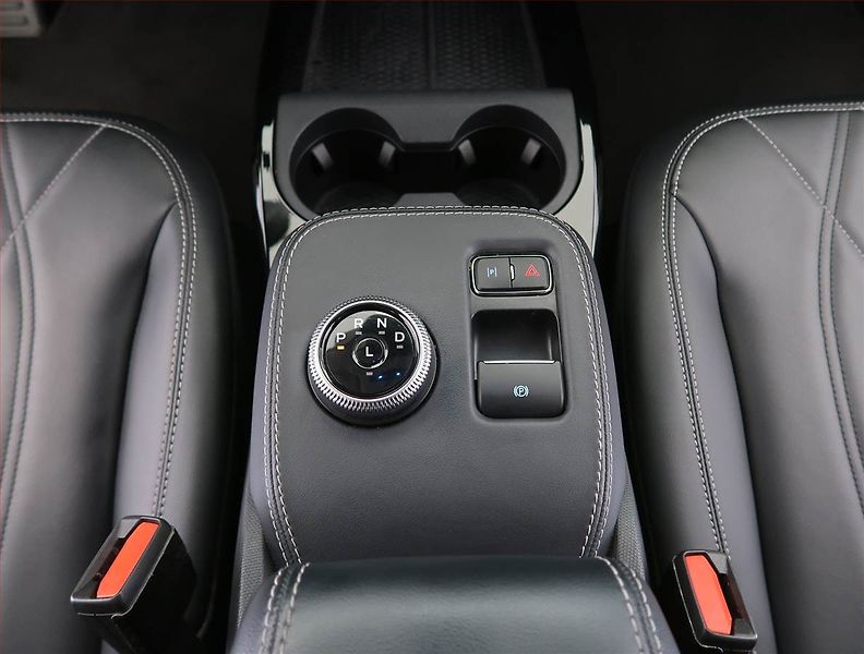 Ford Mustang Mach-E (2021) Standard Range RWD, SoH 94% - fotka 13 z 30