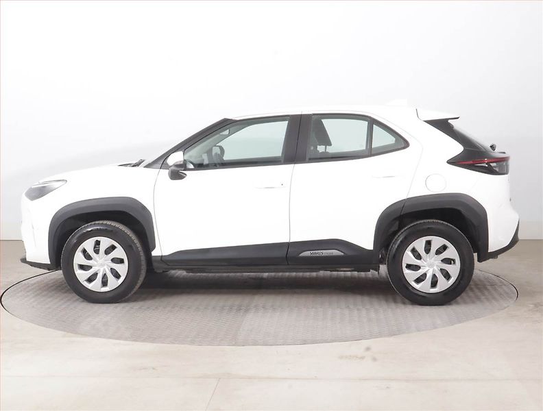 Toyota Yaris Cross (2024) 1.5 VVT-iE - fotka 3 z 16