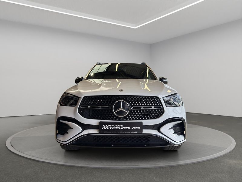 Mercedes-Benz GLE (2025) 450 D 4MATIC - fotka 2 z 21