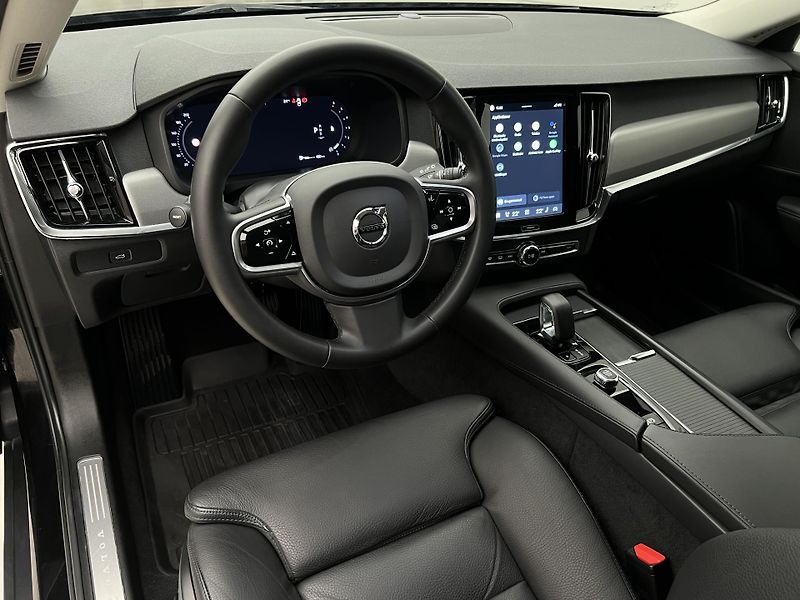 Volvo V90 CC B4 AWD PLUS AUT  - fotka 4 z 42