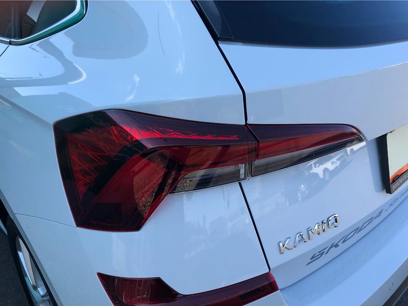 Škoda Kamiq 1,5 TSI - fotka 27 z 29
