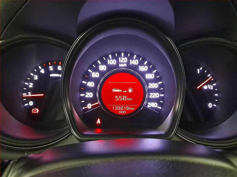 Kia Ceed (2017) 1.4 CRDi, Serv.kniha, Tempomat - fotka 11 z 16