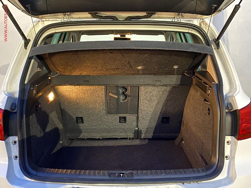 Volkswagen Tiguan (2011) 2.0TDi 4x4, ČR, Sport, DSG - fotka 7 z 16