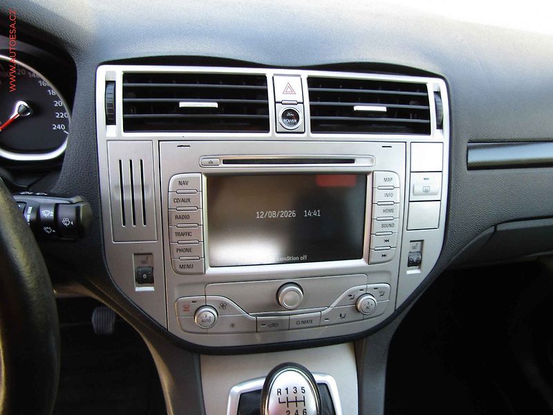 Ford Kuga (2011) 2.0 TDCi, AC, navi, park - fotka 14 z 19