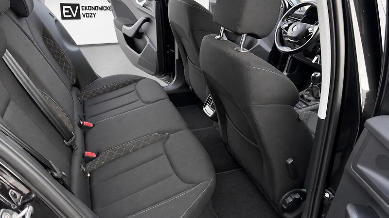 Škoda Kamiq (2021) 1.0TSI,ZÁRUKA,ACC, - fotka 13 z 19