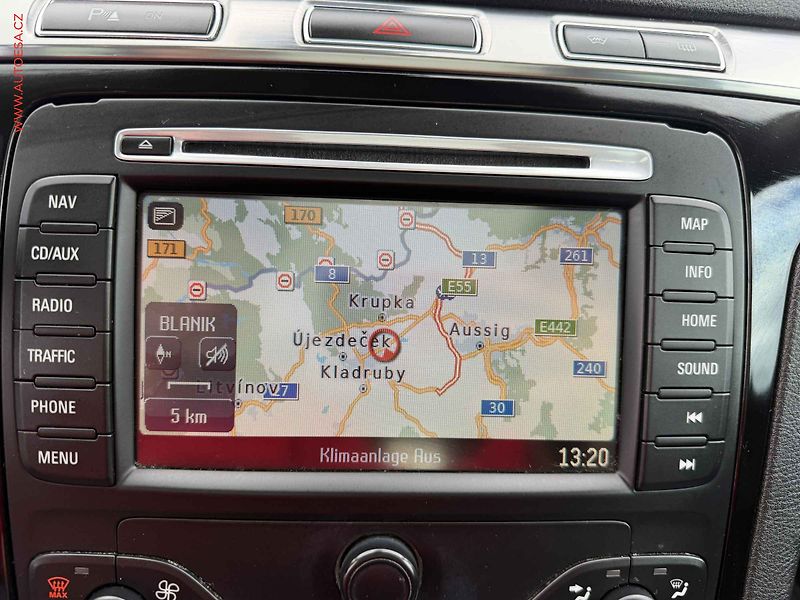 Ford S-MAX (2013) 2.0 TDCi, Titanium - fotka 16 z 16