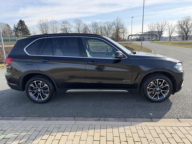 BMW X5 40D LED PANORAMA ROZVODY - fotka 6 z 39