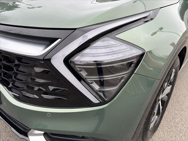 Kia Sportage 1,6 i 132kW AT 4x4 TOP ZÁRUKA - fotka 43 z 49