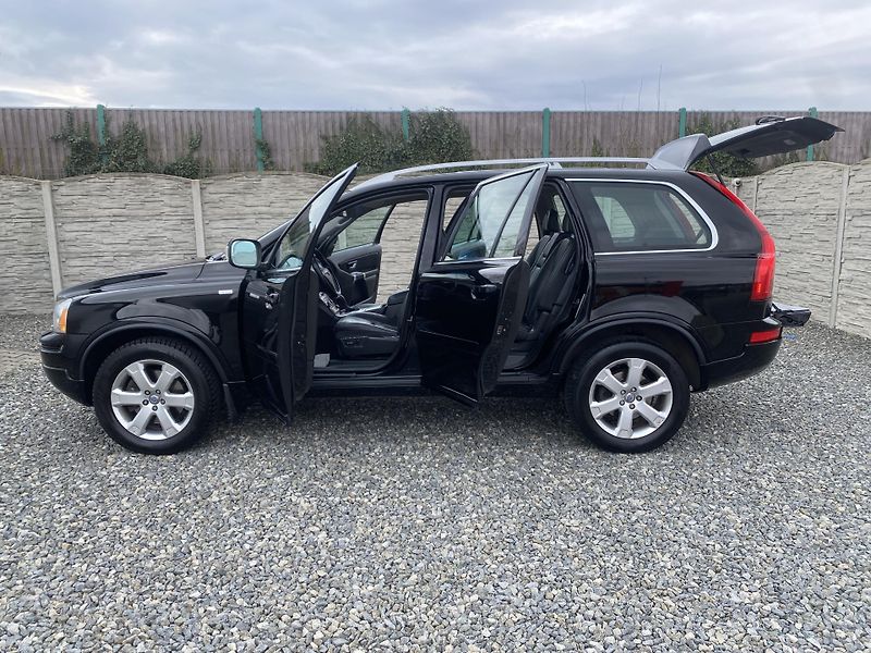 Volvo XC90 2.5TDi D5 200PS 7M 196000KM 1A - fotka 139 z 161