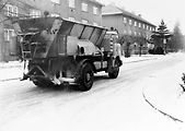 Sypač Škoda 706 RTHP na histroickém snímku.