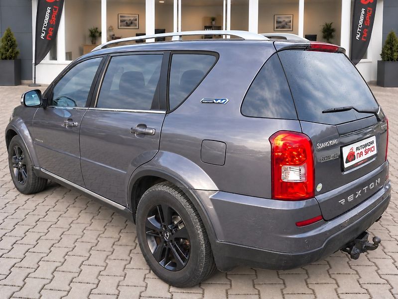 SsangYong Rexton (2015) RX200E-XDI 114kW 6MAN -TAŽ.ZAŘ - fotka 6 z 33
