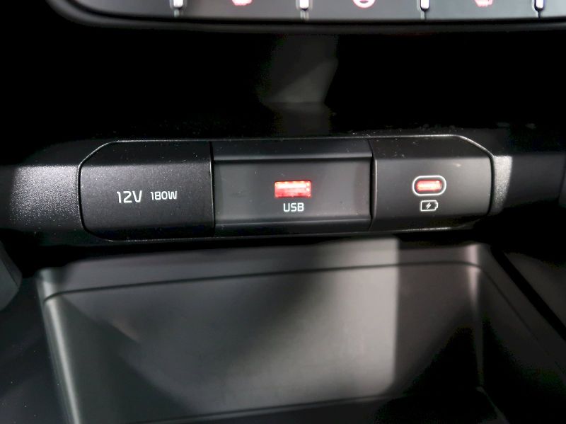 Kia Ceed (2024) FRESH 1.5T-GDI 118kW ZÁRUKA - fotka 20 z 33