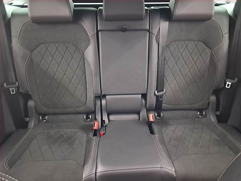 Škoda Kodiaq (2023) Sportline 1.5 TSI - fotka 10 z 22