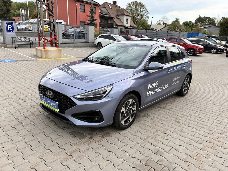 Hyundai i30 HB 1.0T-GDI 74kW DCT STYLE NAV - fotka 3 z 32