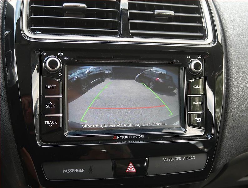 Mitsubishi ASX (2018) 1.6 MIVEC, Serv.kniha, Navi - fotka 17 z 17