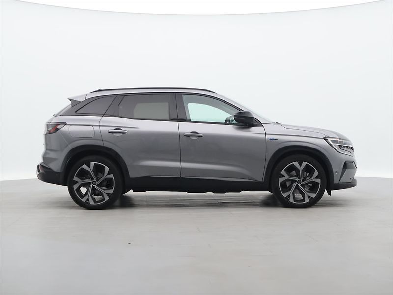 Renault Austral 1,2 E-tech full hybrid 200 CZ - fotka 8 z 31