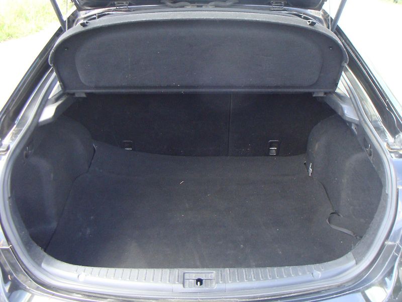 Mazda 6 2.5 i, 125 kW, klima - fotka 23 z 24