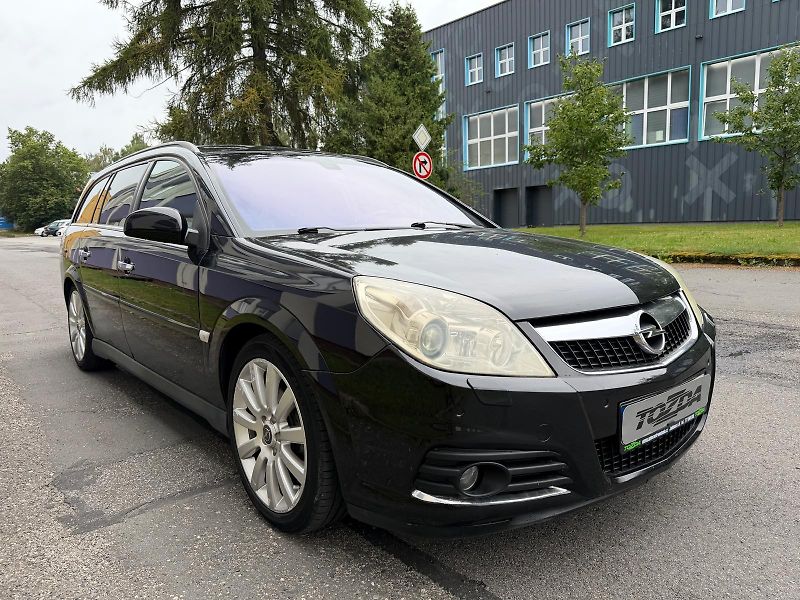 Opel Vectra 1,9 CDTi SW + sada pneumatik  - fotka 6 z 22