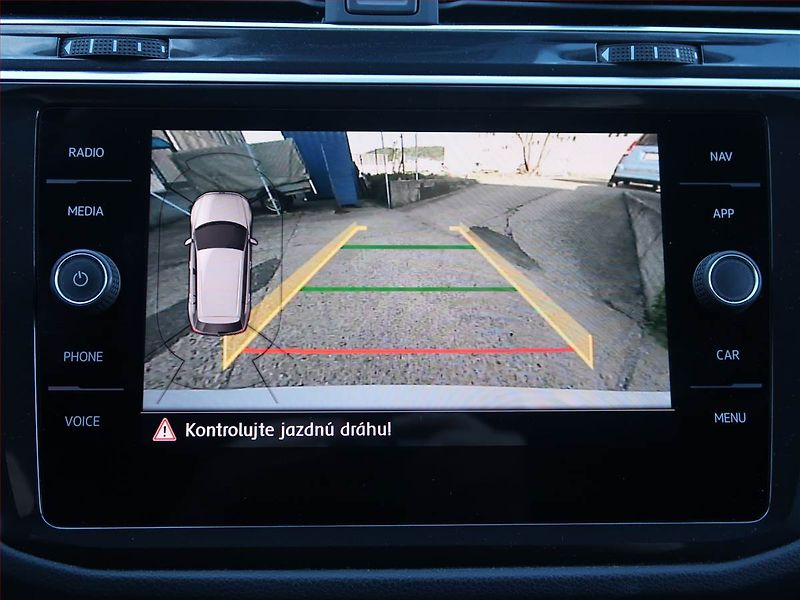 Volkswagen Tiguan (2018) 2.0 TDI, 4X4, Automat, Navi - fotka 19 z 19