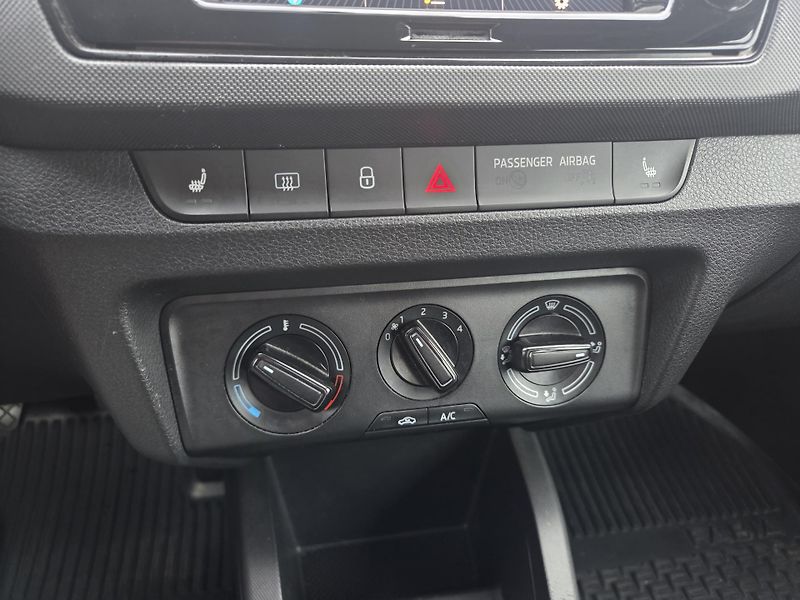 Škoda Fabia (2021) 1.0 TSI 70 kW, 125 let, CZ,DPH - fotka 18 z 25