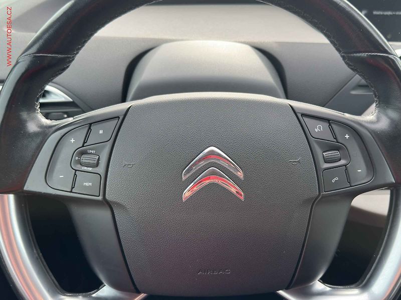 Citroën C4 Picasso (2018) 1.6 HDI, AC, temp. - fotka 12 z 23
