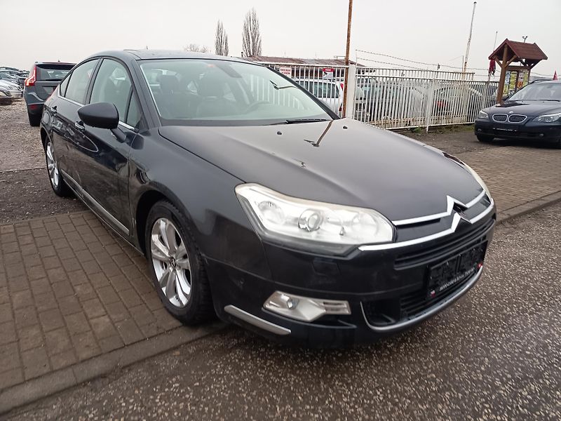 Citroën C5 (2011) 1.6i Automat - fotka 23 z 43
