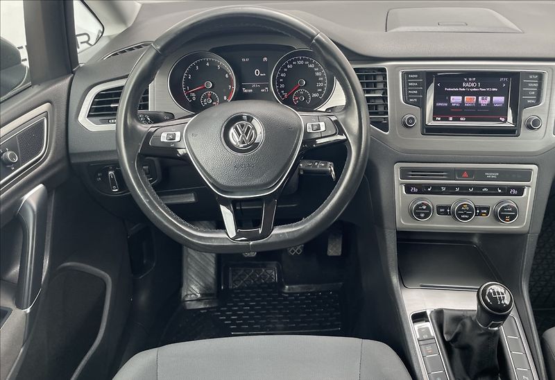 Volkswagen Golf Sportsvan 1,2 TSi,STK 8/28,serv.kn. - fotka 13 z 26