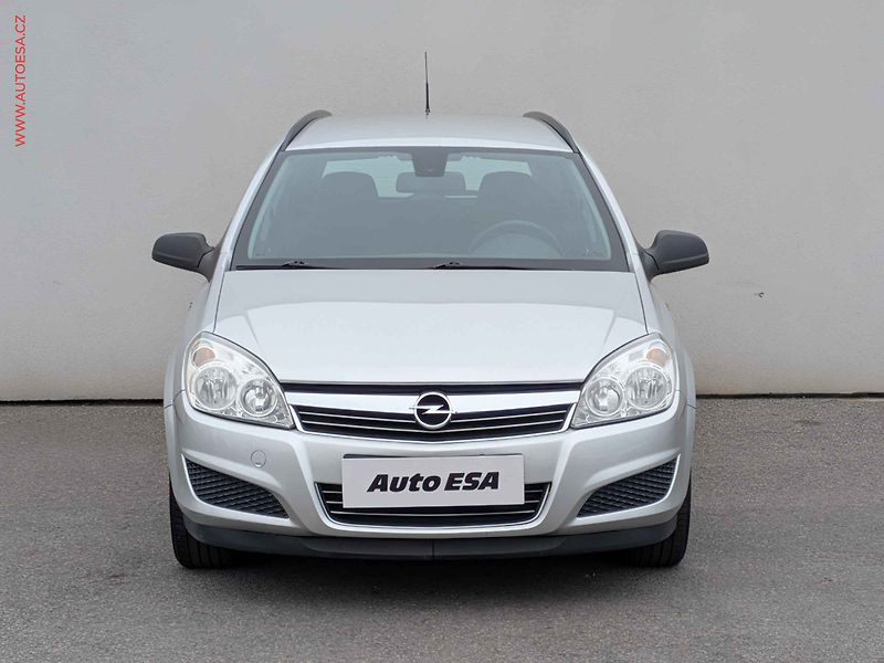 Opel Astra (2007) 1.6 16V, AT, TZ, výhř.sed. - fotka 2 z 17