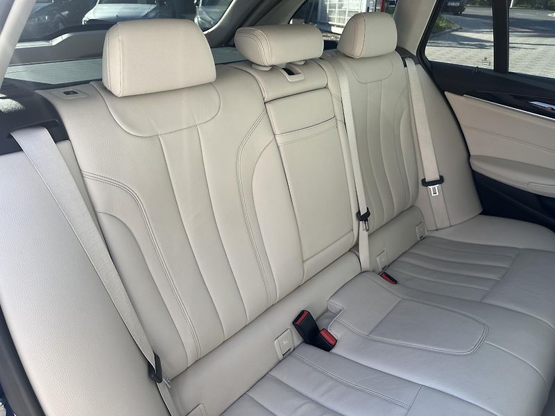 BMW Řada 5 (2017) 530d xDRIVE LUXURY - fotka 8 z 32