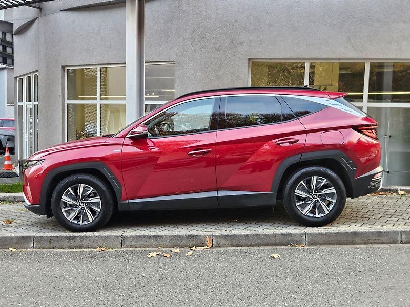 Hyundai Tucson 1,6 CRDi, Smart Navi, 2.maj. - fotka 2 z 36