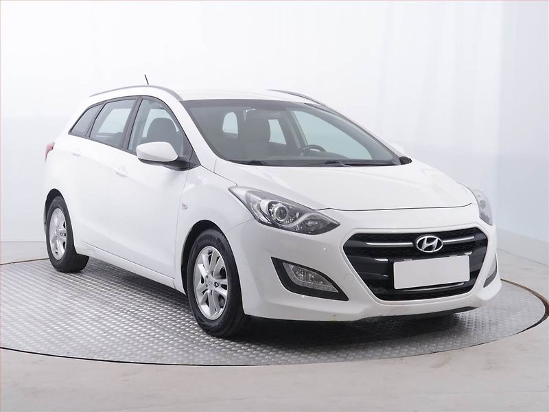 Hyundai i30 (2017) 1.6 GDI, ČR,1.maj, Serv.kniha - fotka 1 z 18