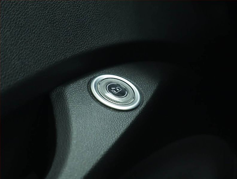 Fiat 500e (2021) 42 kWh, SoH 92%, Automat - fotka 17 z 20