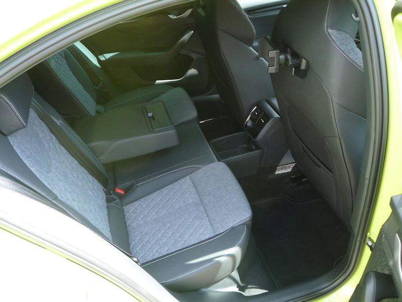 Škoda Octavia (2025) 2,0TSi 150kW DSG 4x4 SportLine - fotka 21 z 25
