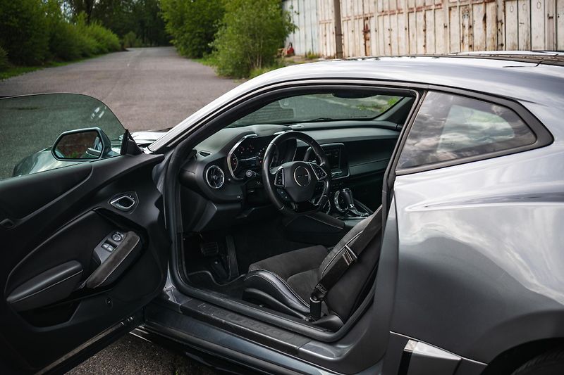 Chevrolet Camaro (2020) 6,2 V8 339kW - fotka 2 z 6