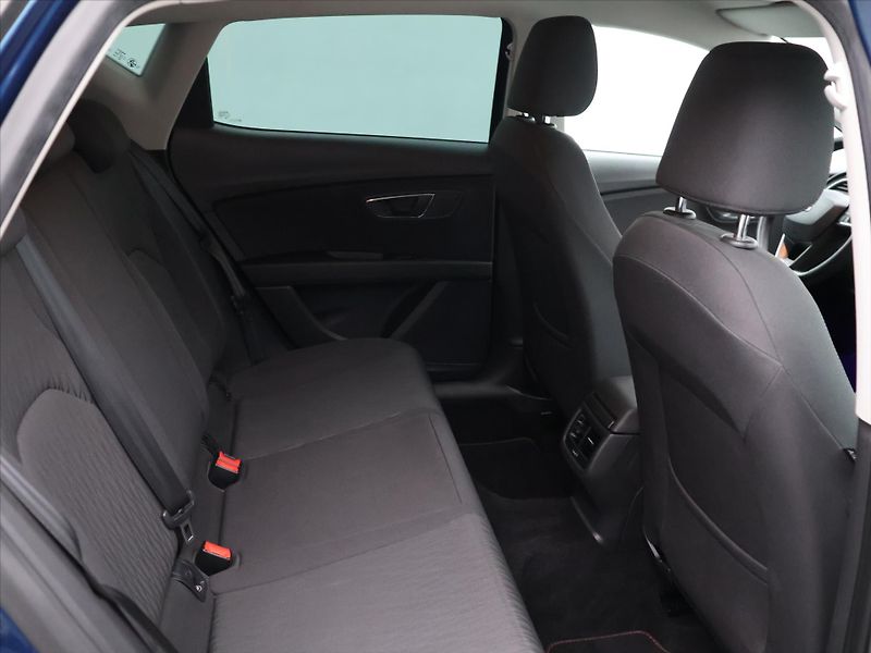 Seat Leon 1,4 TSI 92kW Style CZ - fotka 13 z 33
