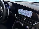 Alfa Romeo Giulia (2023) 2.0 T 280k AT8 ZF Q4 4x4 Compe - náhled 14