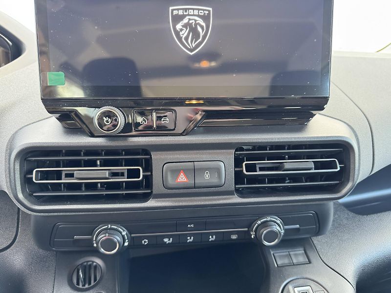 Peugeot Rifter (2025) LONG ALLURE S&S MAN6 1,5 BlueH - fotka 19 z 22