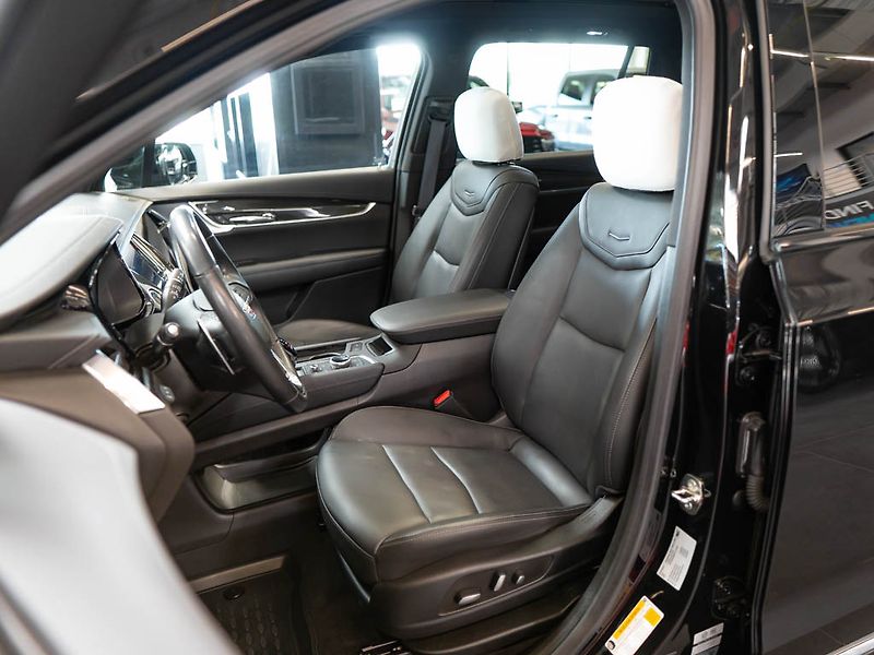 Cadillac XT6 (2023) 3.6 AWD Sport, Head-Up, Bose - fotka 13 z 37