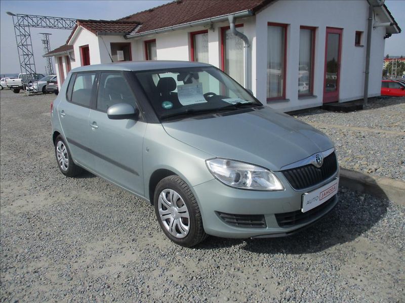 Škoda Fabia 1,2 TSI, klima, serv. kniha, - fotografie inzerátu