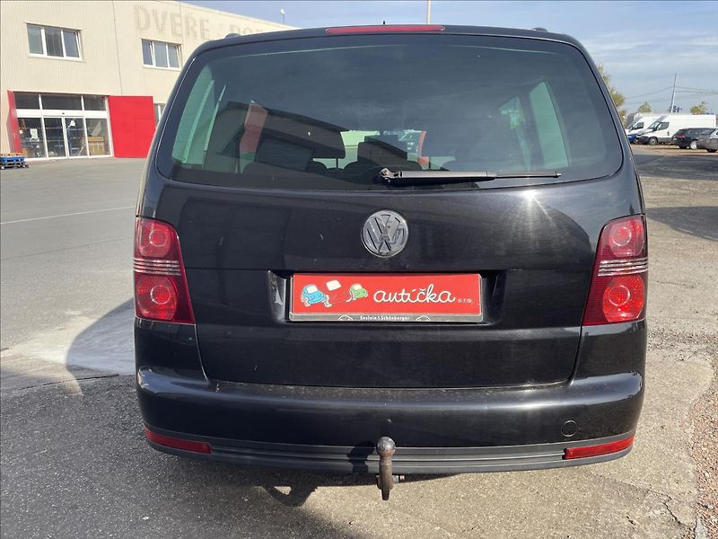 Volkswagen Touran 1,4TSI 103kW*jen 96.tis.km*Roz - fotka 6 z 40